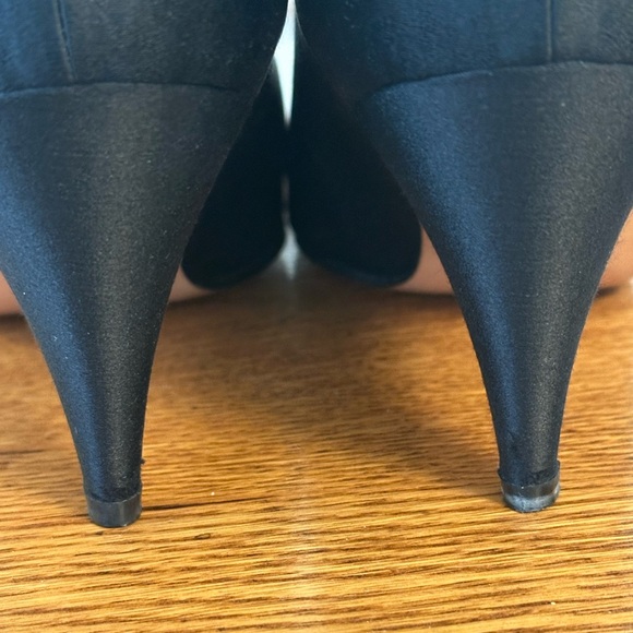 Vintage Ferragamo Heels - Picture 9 of 10